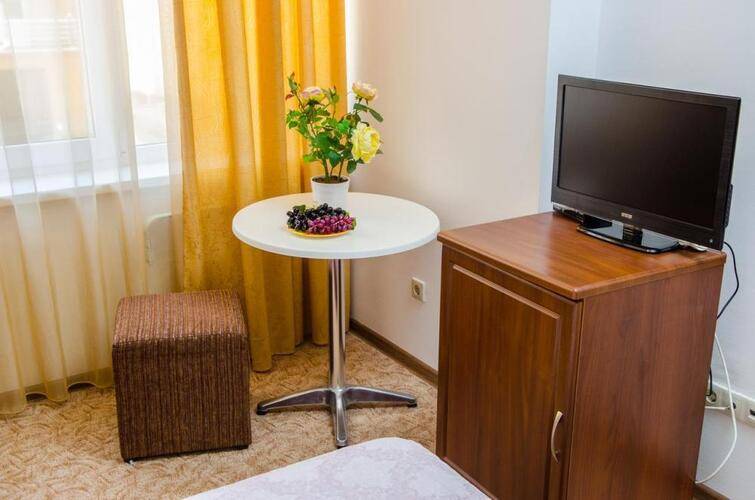 Marina Inn Hotel
