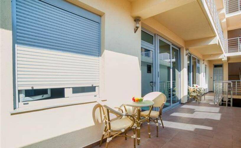 Raymond Apartments