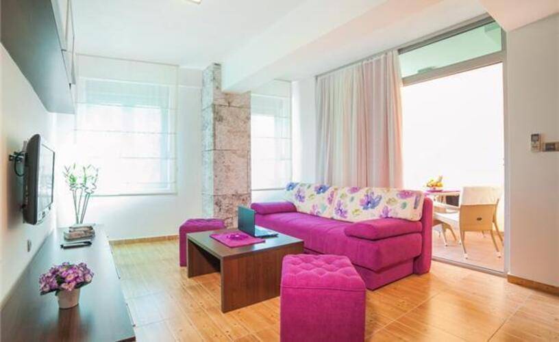 Raymond Apartments