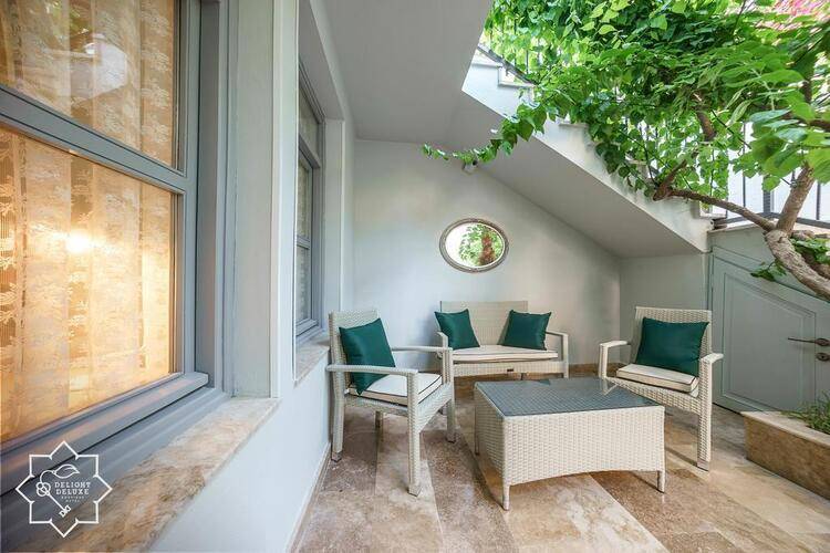 Delight Deluxe Boutique Hotel