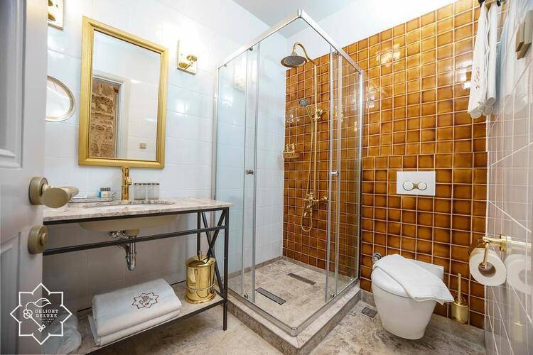 Delight Deluxe Boutique Hotel
