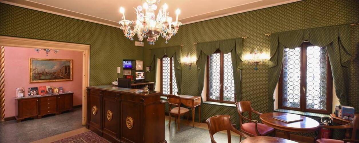 San Moise Hotel