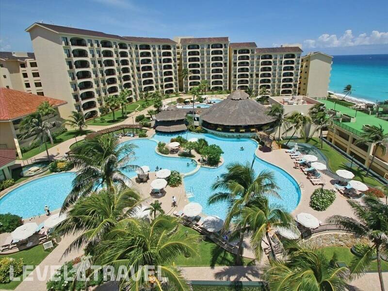 Фотография Emporio Family Suites