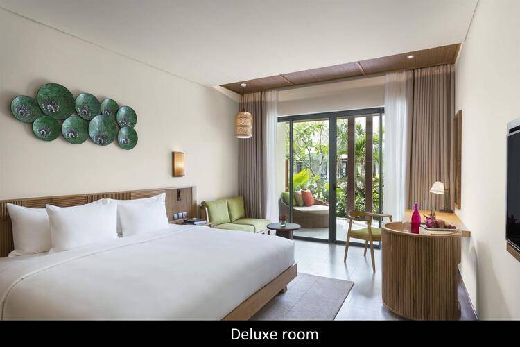 Dusit Princess Moonrise Beach Resort
