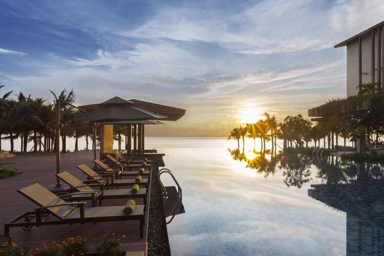 Dusit Princess Moonrise Beach Resort
