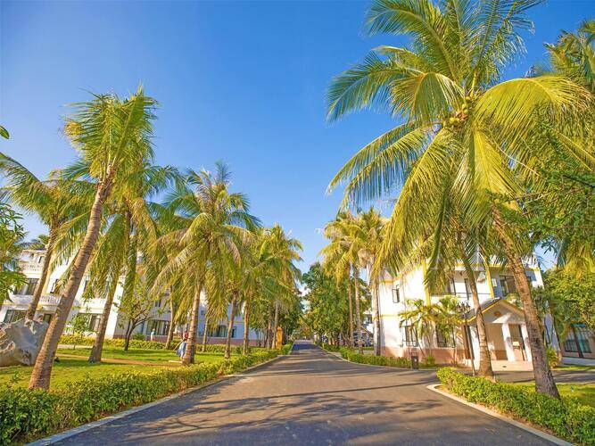 Sanya Bihai Jinsha Hotel