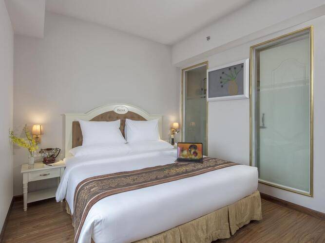 Isena Hotel
