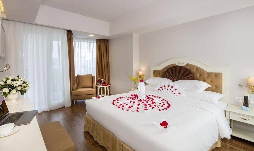 Isena Hotel