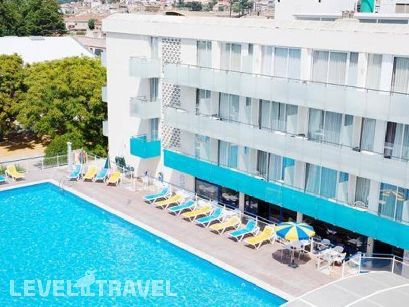 Фотография Aparthotel Palamos