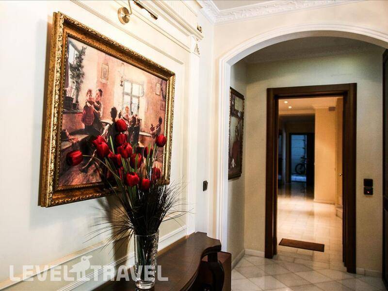 Фотография The Luxurious Mansion