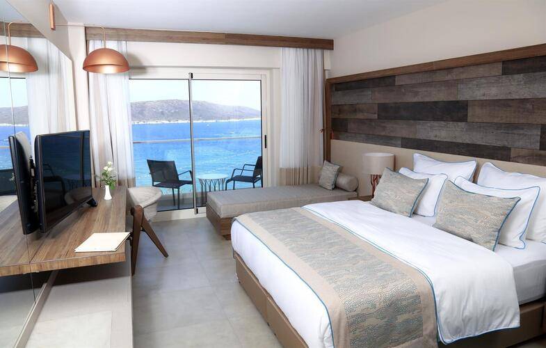 D+ Seya Beach Hotel