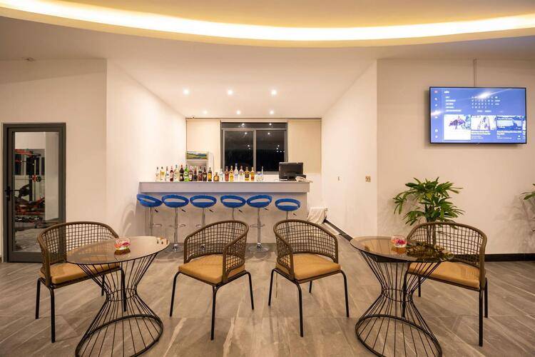 Majestic Premium Hotel