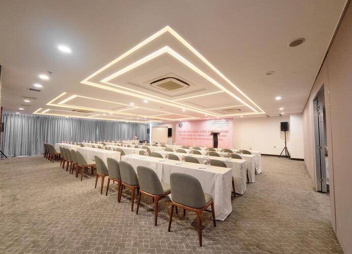 Majestic Premium Hotel