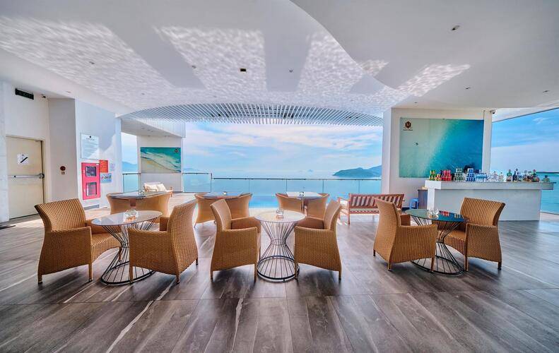 Majestic Premium Hotel