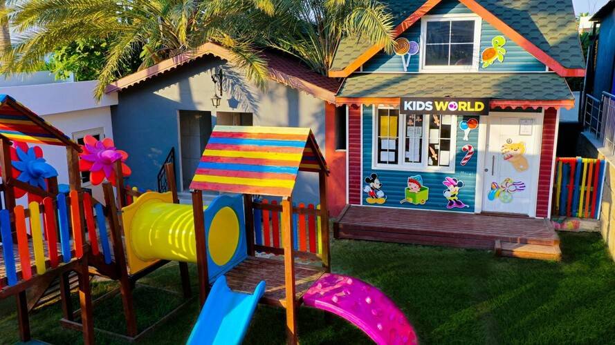 Eos Beach Resort (Ex. Crystal Land Of Paradise)