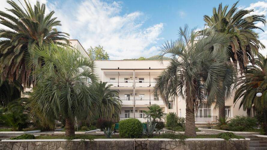 Amra Park Hotel & Spa