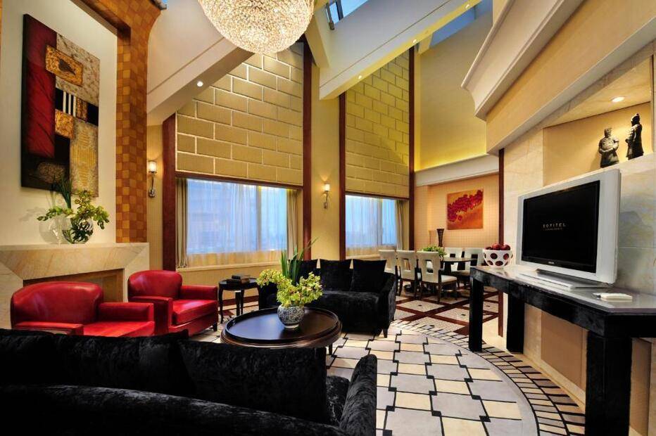 Sofitel Shanghai Hyland