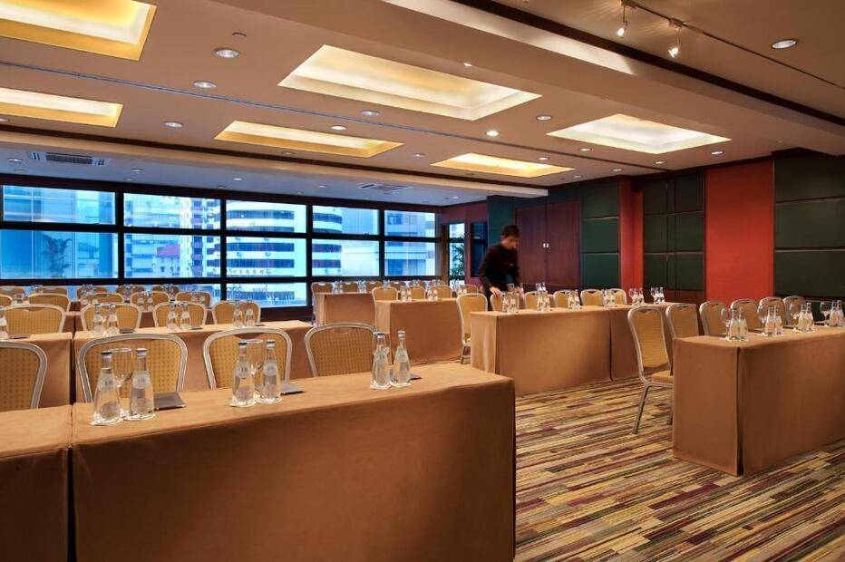 Sofitel Shanghai Hyland