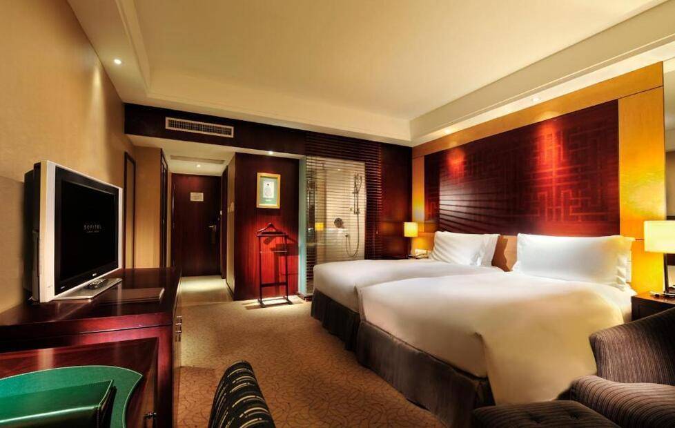Sofitel Shanghai Hyland