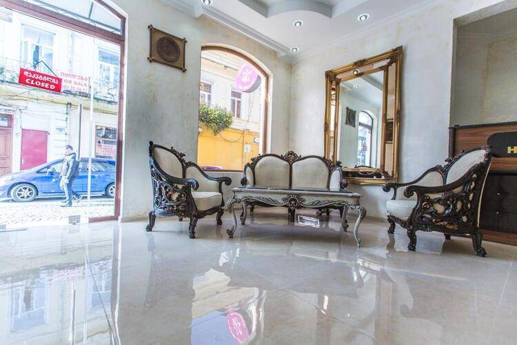 Cattaleya Hotel