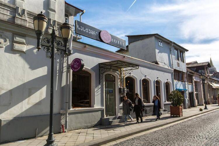Cattaleya Hotel