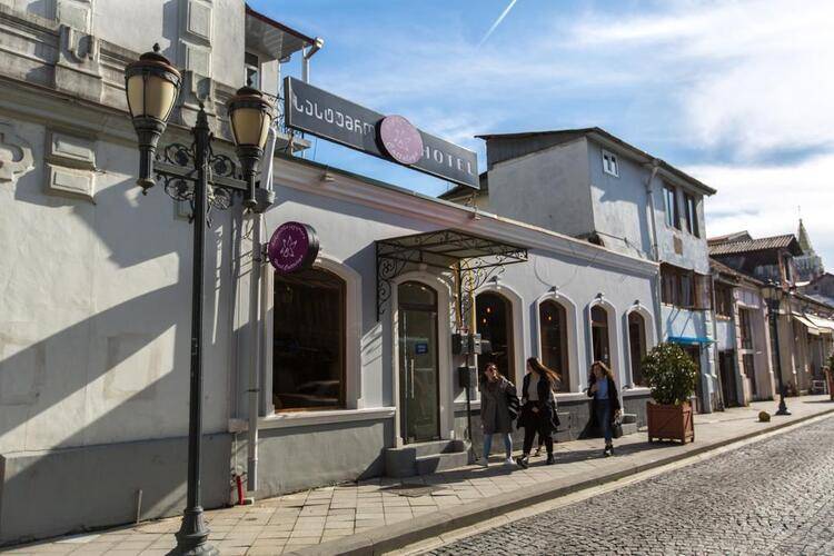 Cattaleya Hotel