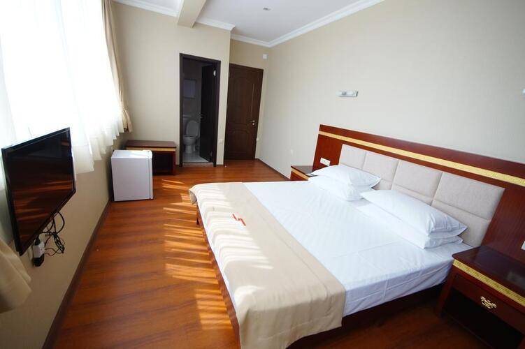 Hotel 725