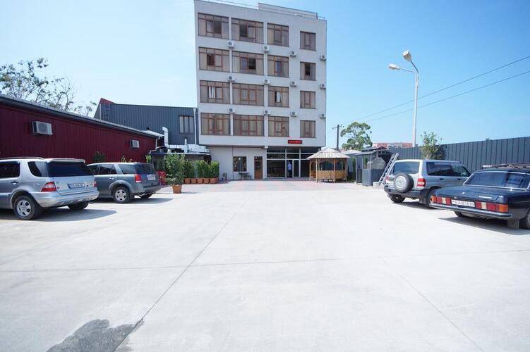 Hotel 725