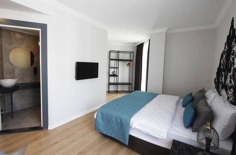 Azuu Boutique Hotel