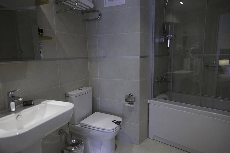 Ramada Hotel & Suites