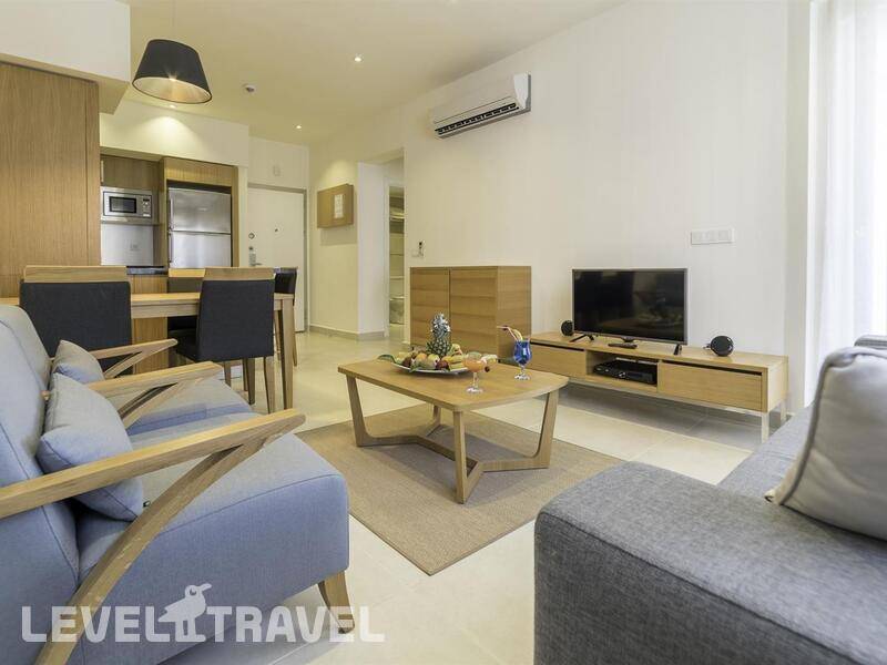 Фотография Ramada Hotel & Suites