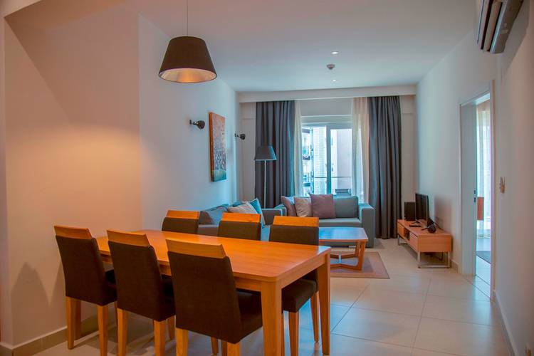 Ramada Hotel & Suites