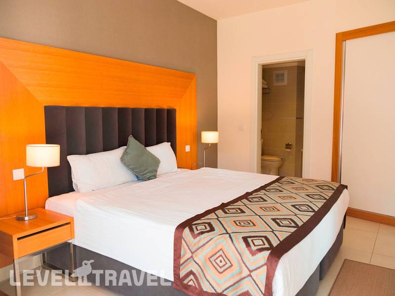 Фотография Ramada Hotel & Suites