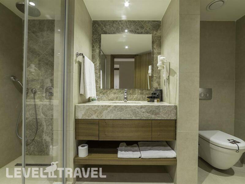 Фотография Ramada Hotel & Suites
