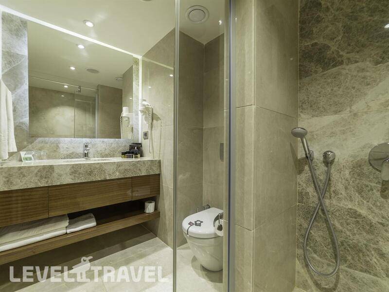 Фотография Ramada Hotel & Suites