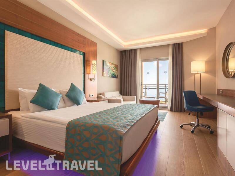 Фотография Ramada Hotel & Suites