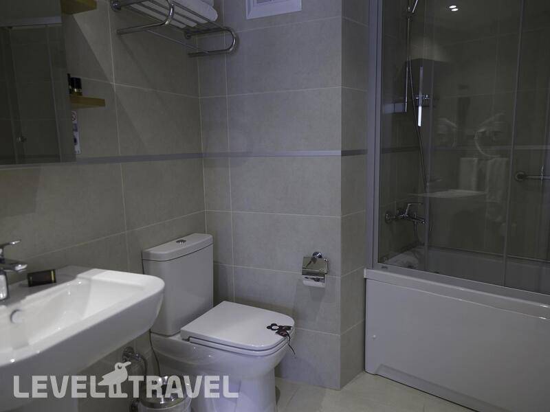 Фотография Ramada Hotel & Suites