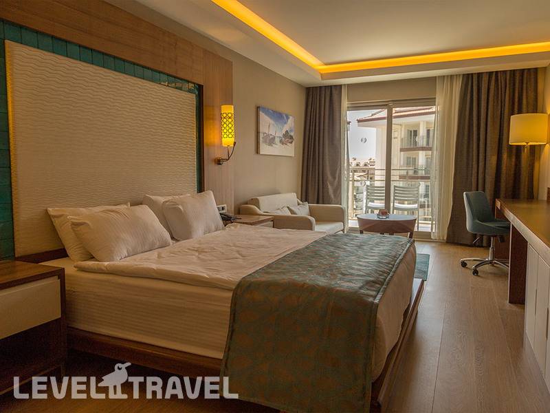 Фотография Ramada Hotel & Suites