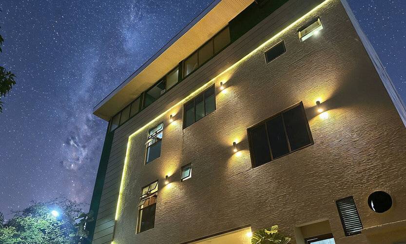 Kue Hotel Maafushi (Ex. Beachwood Hotel, Aquzz Inn Maafushi)