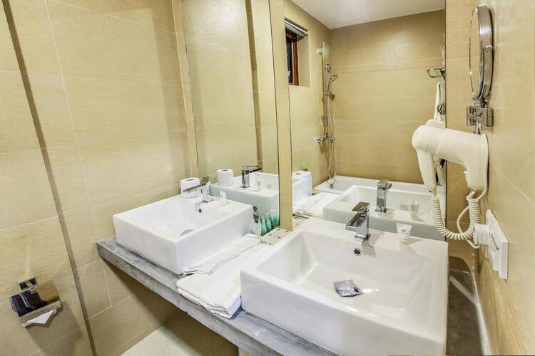 Beachwood Hotel