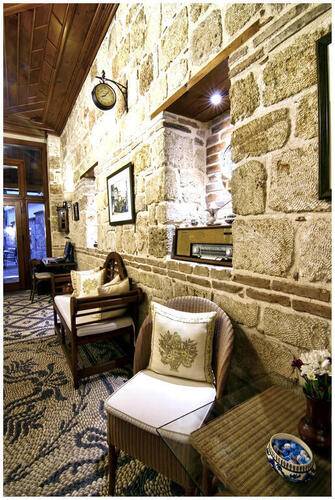 Minyon Hotel