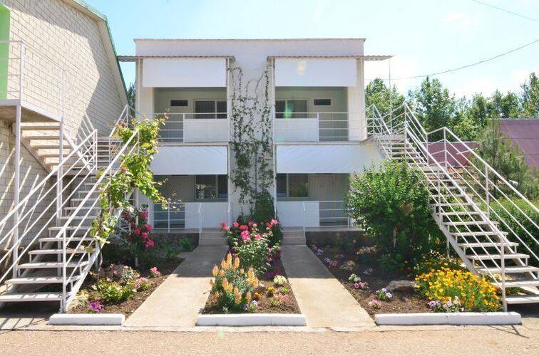 Отель Алина