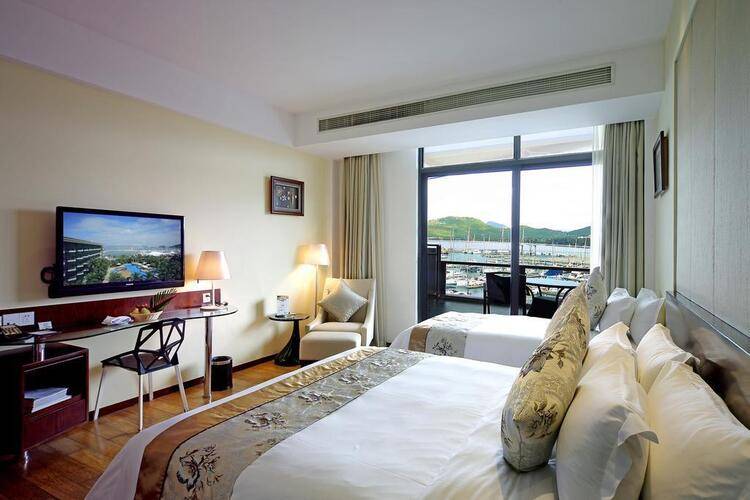 Serenity Coast Sanya Marina Hotel