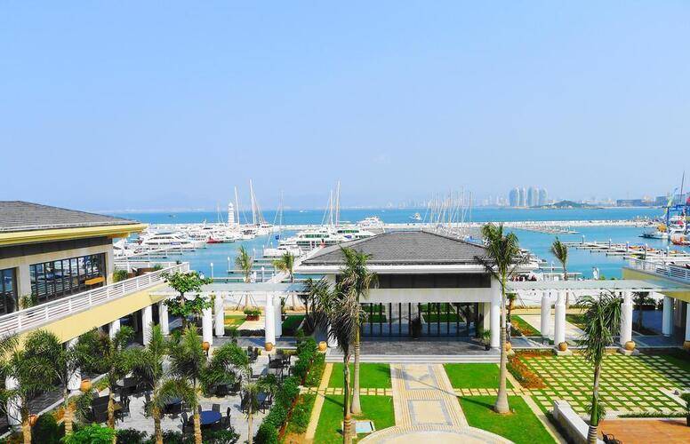 Serenity Coast Sanya Marina Hotel