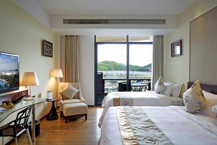 Serenity Coast Sanya Marina Hotel
