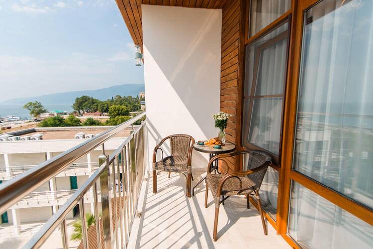 Aquamarine Family Club Hotel
