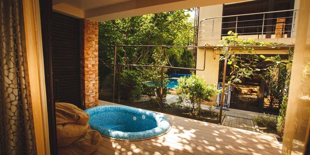 Bliss House Hotel (Блисс Хаус)