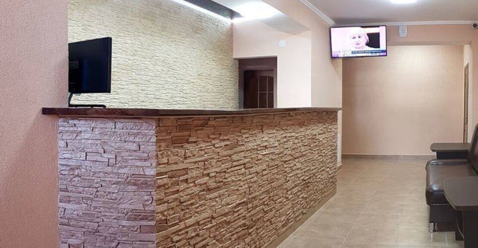 Nikos Hotel