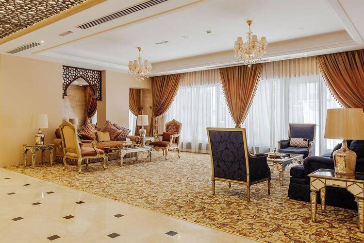 Crystal Plaza Al Majaz (Ex.Tulip Inn Al Khan Hotel)