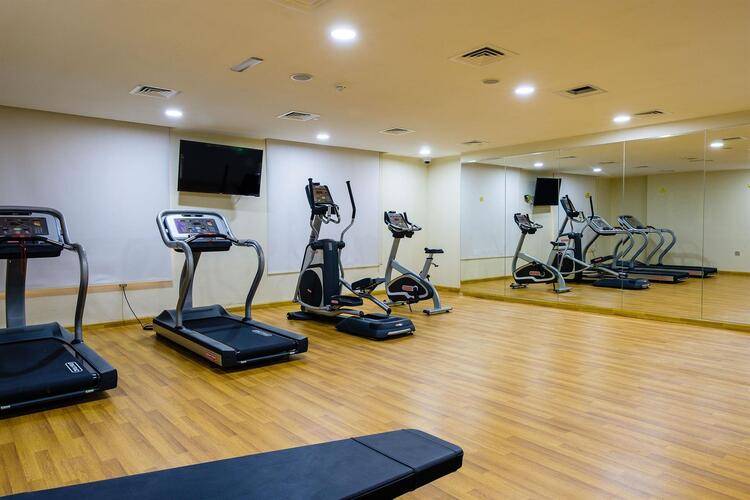 Crystal Plaza Al Majaz (Ex.Tulip Inn Al Khan Hotel)